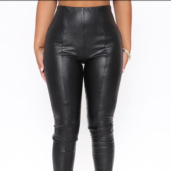 Faux leather leggings fashion nova M - Picture 7 of 13